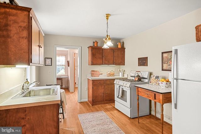 411 S MARKET ST, Frederick, MD 21701