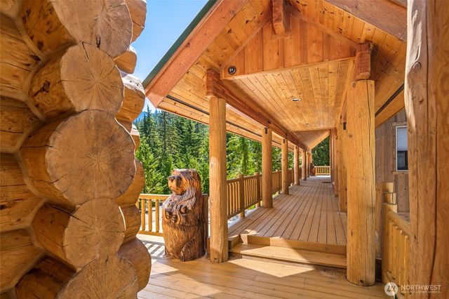 4422 Kachess Lake Road, Easton, WA 98925