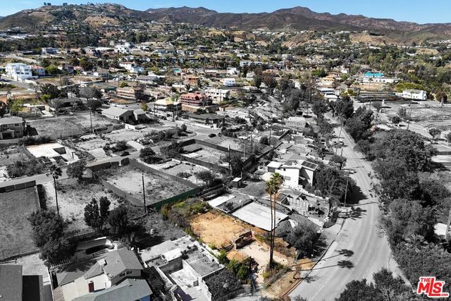 16827 W Sunset Boulevard, Pacific Palisades, CA 90272