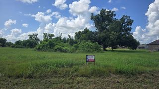 1549 Quarter Horse Trail, Angleton, TX 77515