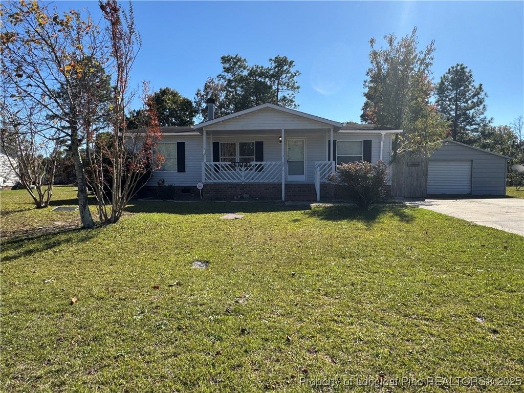 2639 O'Glesby Drive, Raeford, NC 28376