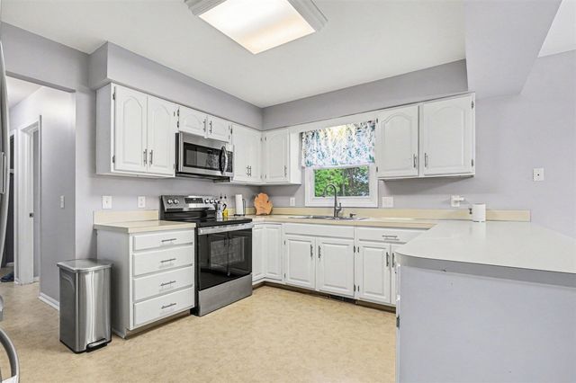 6474 Pepperidge Circle, Portage, MI 49024
