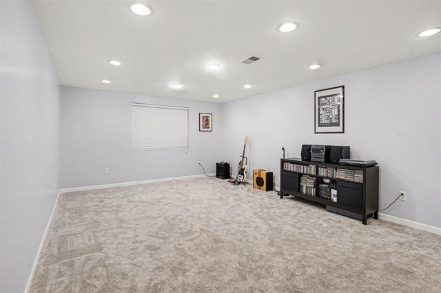 6474 Pepperidge Circle, Portage, MI 49024