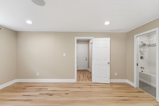 2007 63rd Street, Des Moines, IA 50322