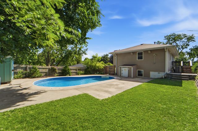 2007 63rd Street, Des Moines, IA 50322
