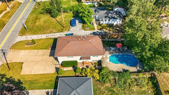 2007 63rd Street, Des Moines, IA 50322