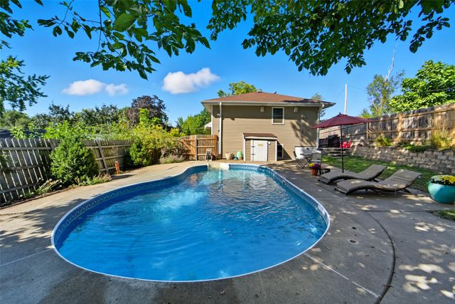2007 63rd Street, Des Moines, IA 50322