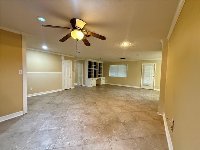 2606 Gun Powder Lane, Pearland, TX 77581