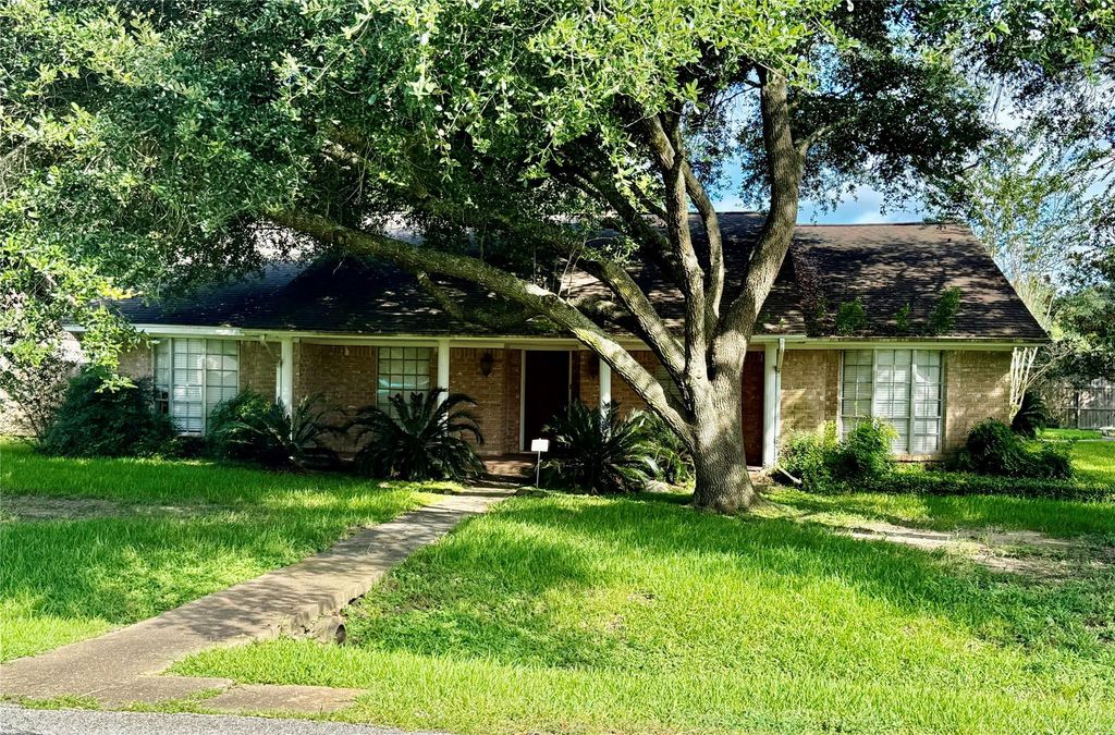 2606 Gun Powder Lane, Pearland, TX 77581