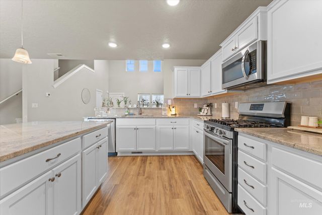 11389 W W Millbank St, Nampa, ID 83651