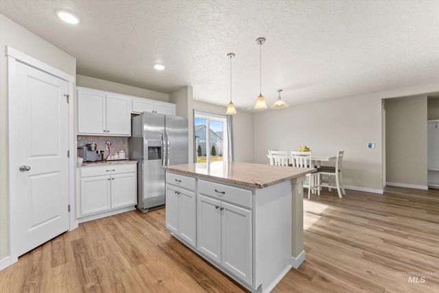 11389 W W Millbank St, Nampa, ID 83651