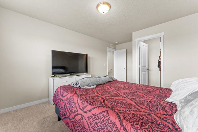 11389 W W Millbank St, Nampa, ID 83651