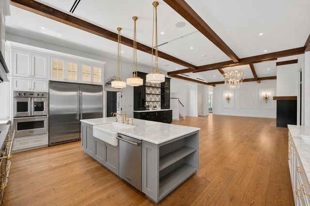 10250 El Paraiso Place, Delray Beach, FL 33446