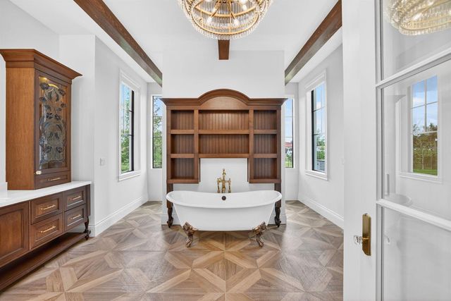 10250 El Paraiso Place, Delray Beach, FL 33446