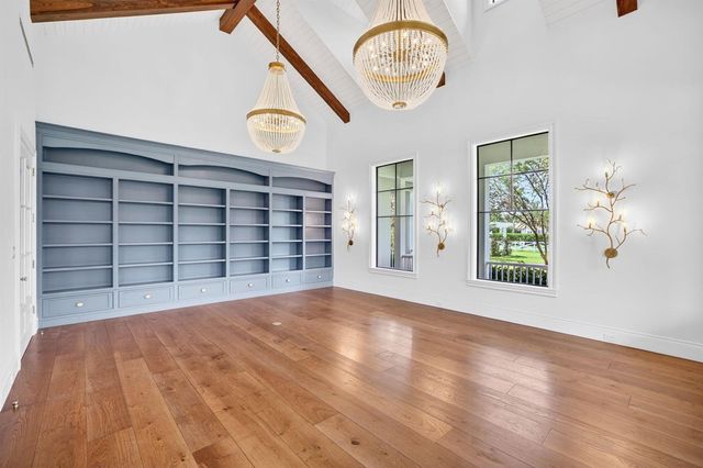 10250 El Paraiso Place, Delray Beach, FL 33446
