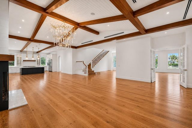 10250 El Paraiso Place, Delray Beach, FL 33446