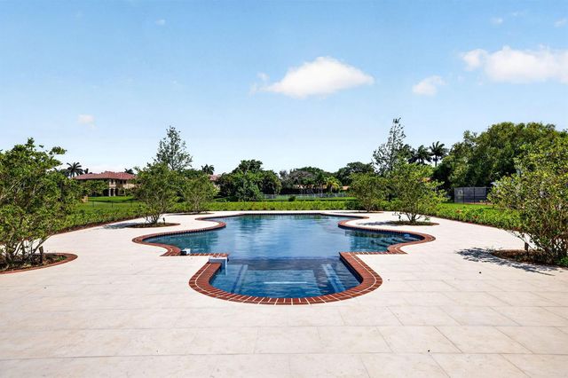 10250 El Paraiso Place, Delray Beach, FL 33446