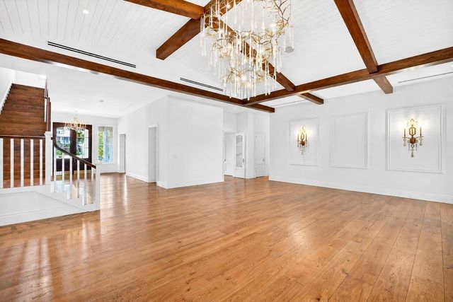 10250 El Paraiso Place, Delray Beach, FL 33446
