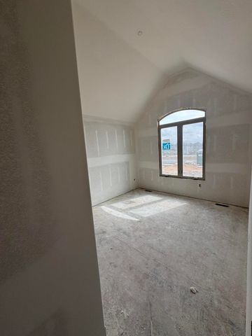 704 W Savanna Court, Nixa, MO 65714