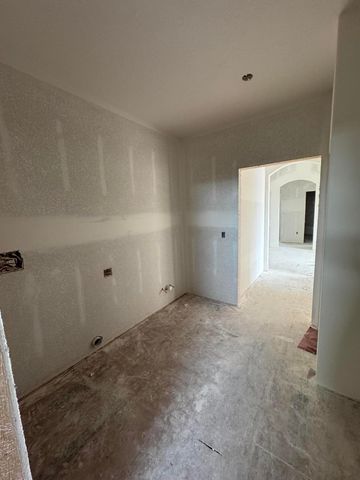 704 W Savanna Court, Nixa, MO 65714