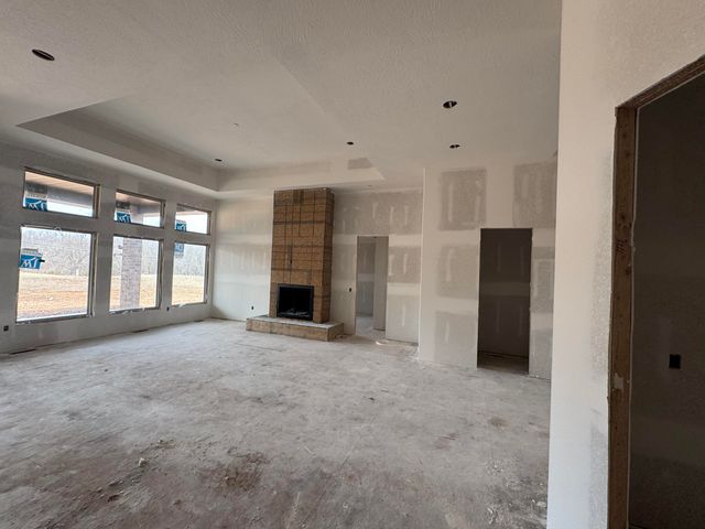 704 W Savanna Court, Nixa, MO 65714