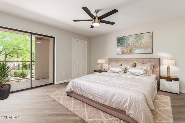 9460 E Mission Lane Unit 211, Scottsdale, AZ 85258