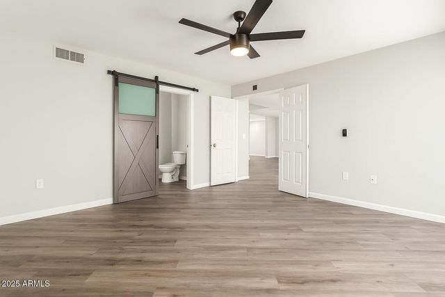 9460 E Mission Lane Unit 211, Scottsdale, AZ 85258