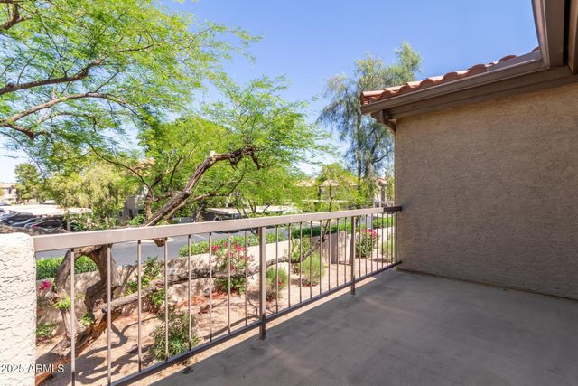 9460 E Mission Lane Unit 211, Scottsdale, AZ 85258