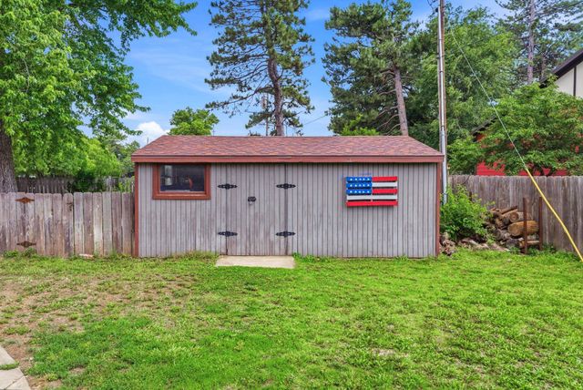 352 S Floyd St, Wichita, KS 67209