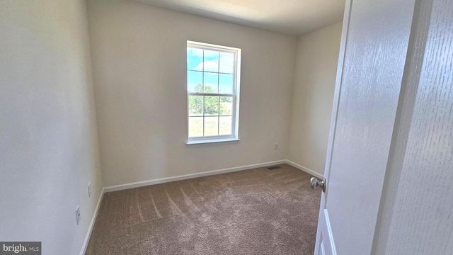 240 DOYLESTOWN RD, Smyrna, DE 19977