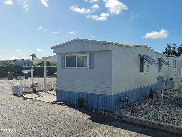 2178 Thrush Avenue J, Oxnard, CA 93033