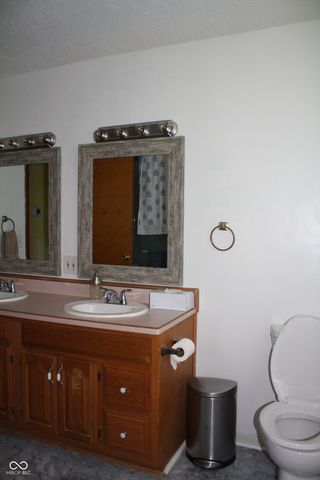 8221 S Delaware Street, Indianapolis, IN 46227