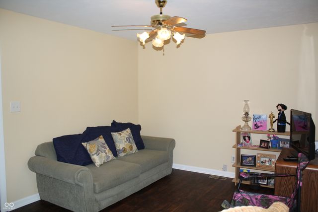 8221 S Delaware Street, Indianapolis, IN 46227
