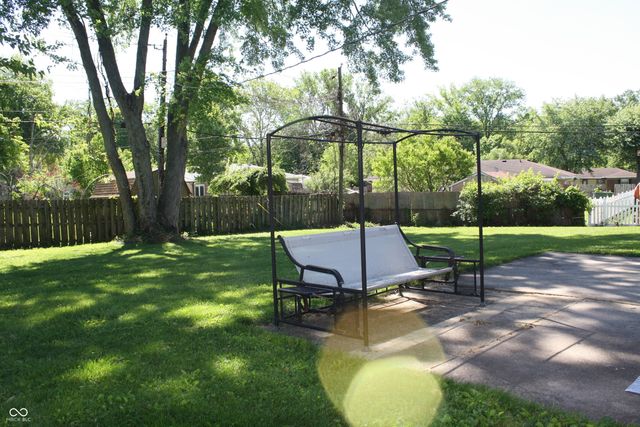 8221 S Delaware Street, Indianapolis, IN 46227