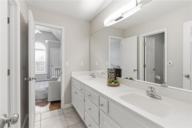 15311 S Navaho Drive, Olathe, KS 66062