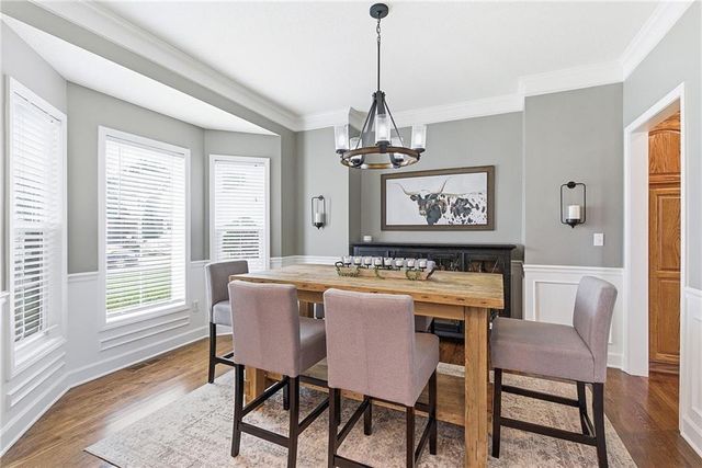 15311 S Navaho Drive, Olathe, KS 66062