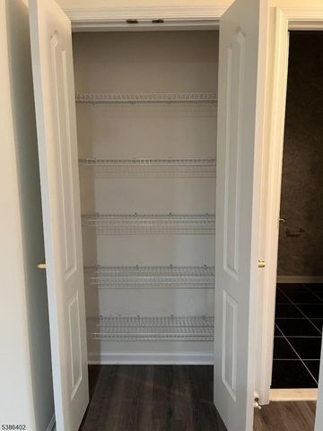 2103 Neville Ct 2103, Franklin Twp., NJ 08873