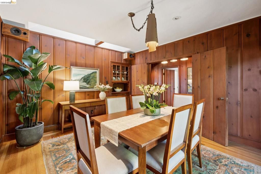 Image 18 of property listing at 706 Hilldale Ave, Berkeley, CA 94708