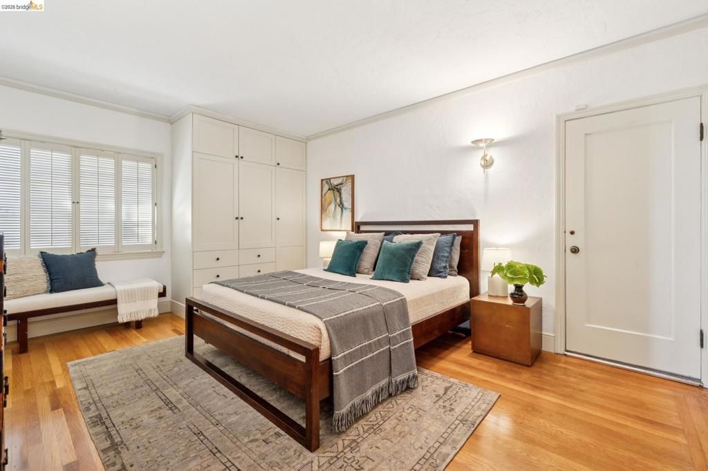 Image 26 of property listing at 706 Hilldale Ave, Berkeley, CA 94708
