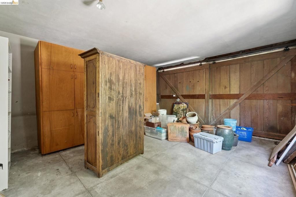 Image 31 of property listing at 706 Hilldale Ave, Berkeley, CA 94708