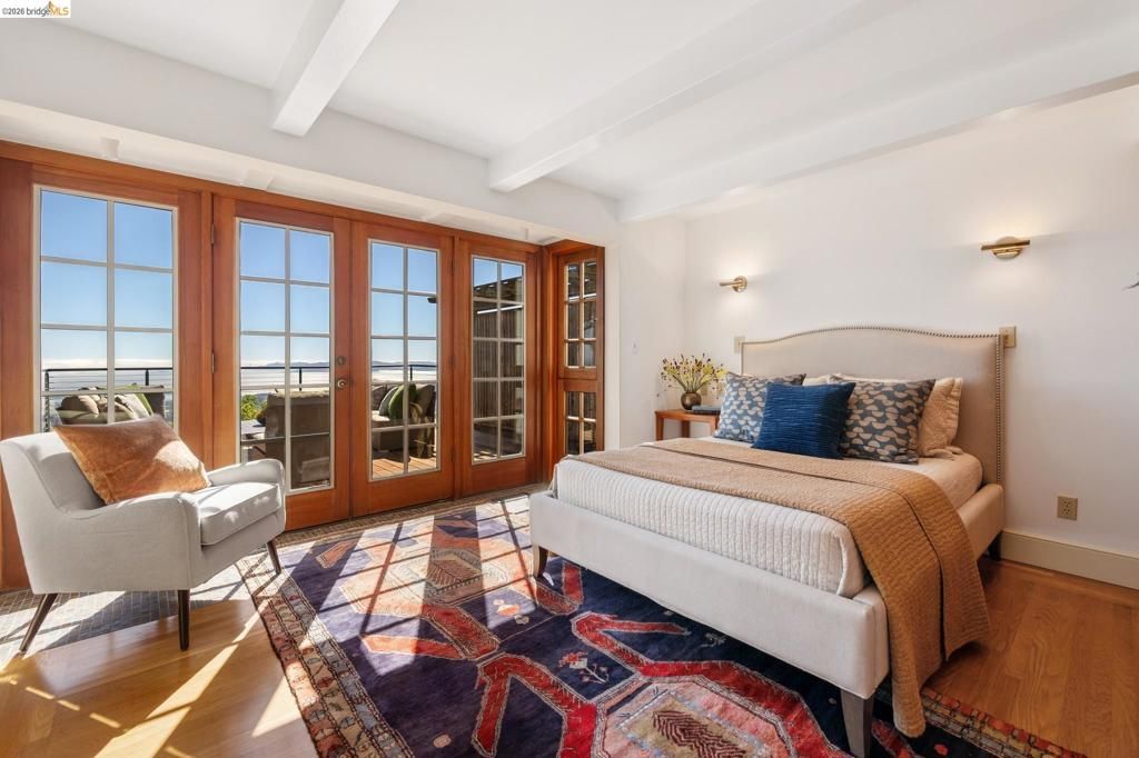 Image 32 of property listing at 706 Hilldale Ave, Berkeley, CA 94708