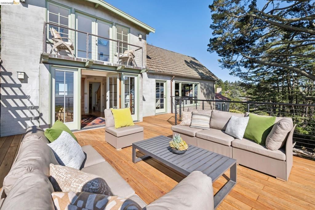 Image 40 of property listing at 706 Hilldale Ave, Berkeley, CA 94708
