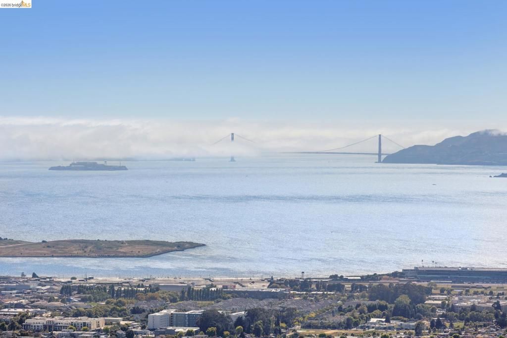 Image 44 of property listing at 706 Hilldale Ave, Berkeley, CA 94708