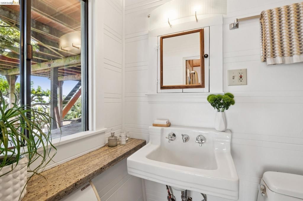 Image 68 of property listing at 706 Hilldale Ave, Berkeley, CA 94708