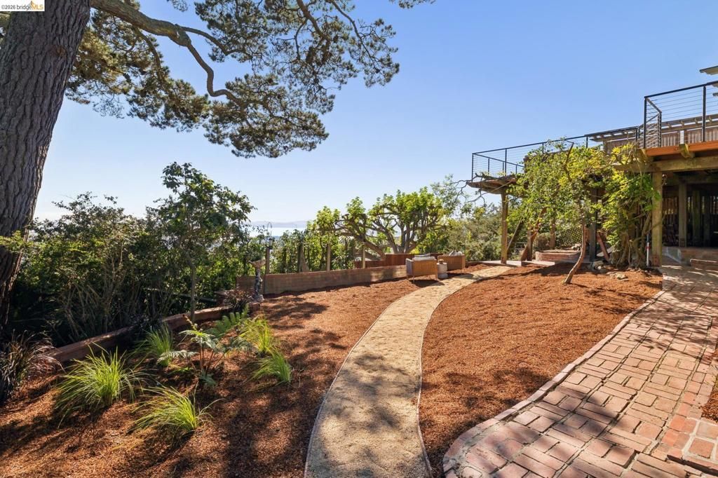 Image 73 of property listing at 706 Hilldale Ave, Berkeley, CA 94708