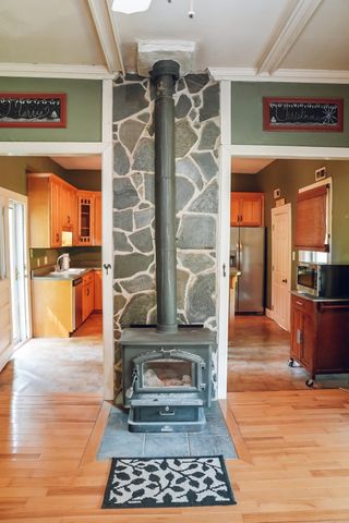 395 Evergreen DR, Spencer, VA 24165