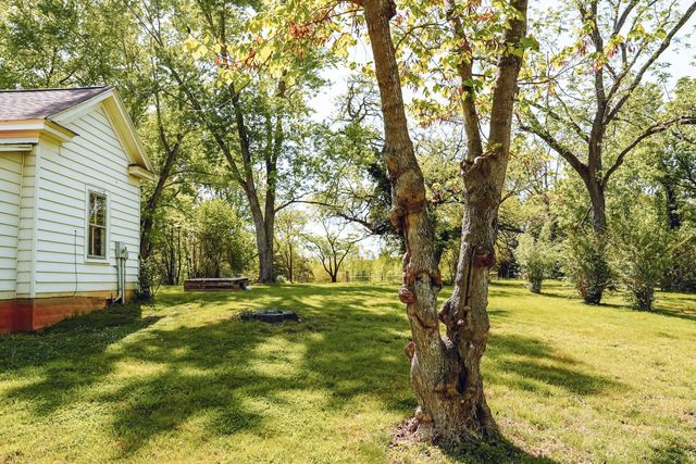 395 Evergreen DR, Spencer, VA 24165