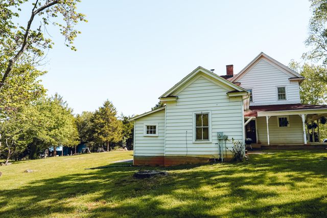395 Evergreen DR, Spencer, VA 24165