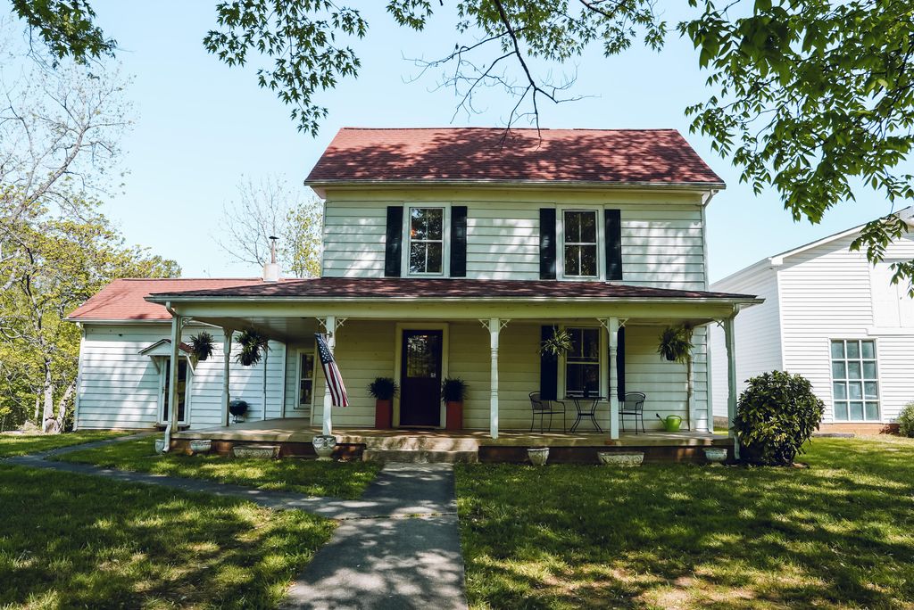 395 Evergreen DR, Spencer, VA 24165