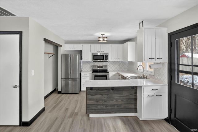 536 Widener Lane, South Bend, IN 46614